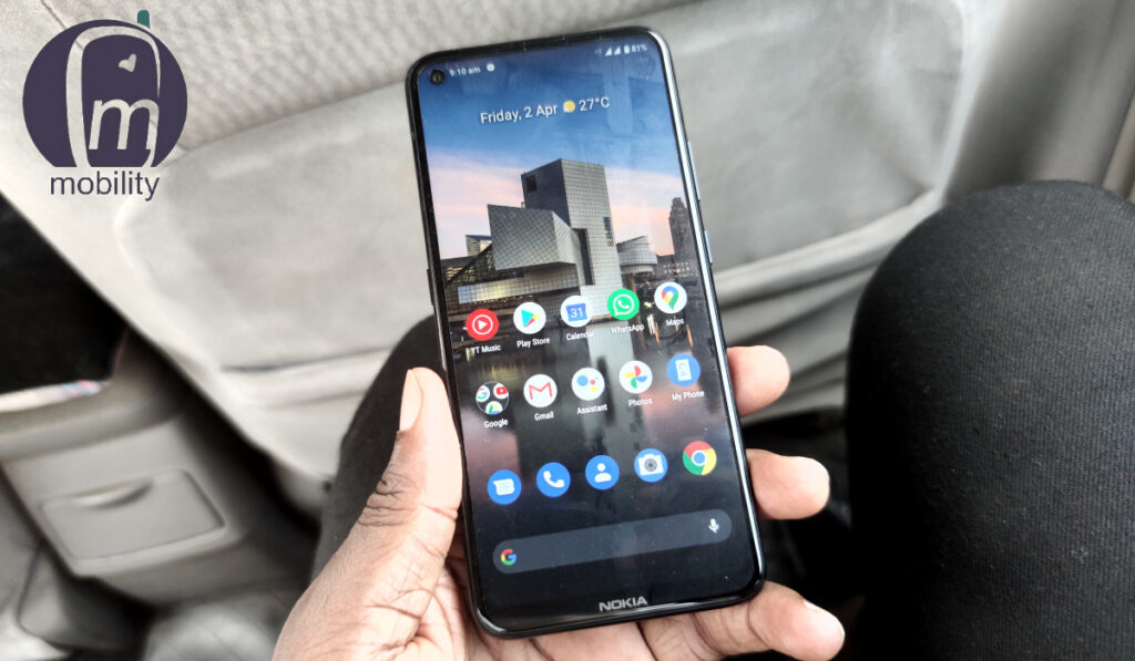 Nokia 5.4 in hand