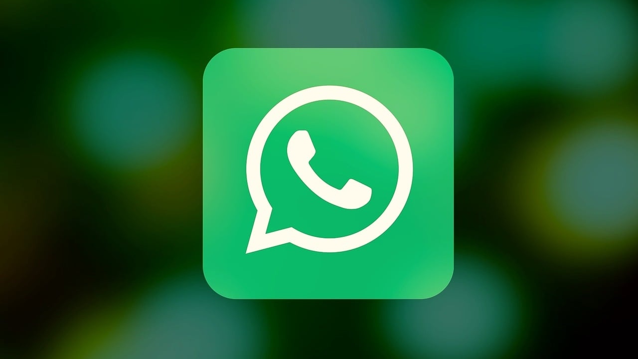 10-Ways-to-Fix-WhatsApp-Not-Working